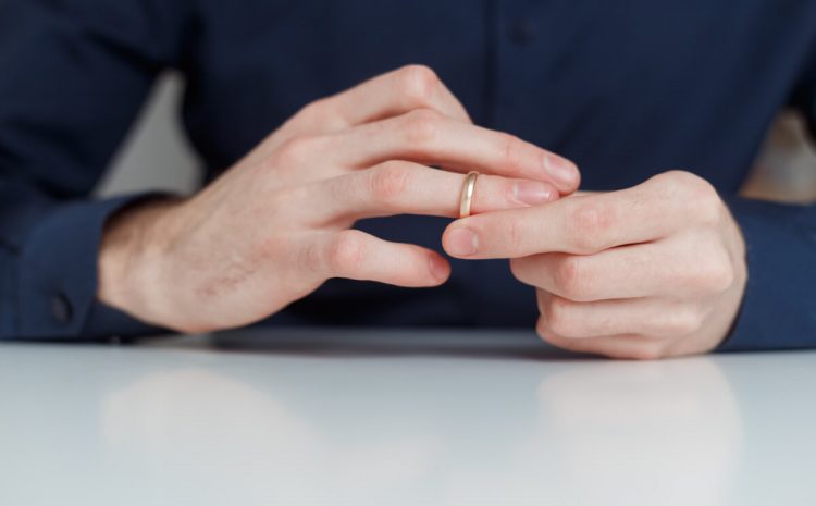  Rozwód a stwierdzenie nieważności małżeństwa